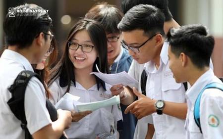 Nằm mơ thấy người khác đang đi thi