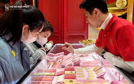 Mơ thấy mình đi mua vàng trong tiệm